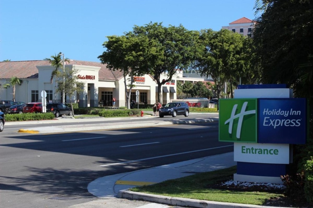 Holiday Inn Express Ft. Lauderdale Cruise-Airport Image 21